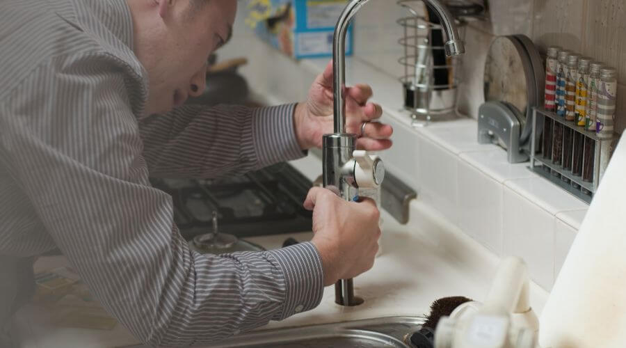 Local expert plumbing services in Toyah, TX
